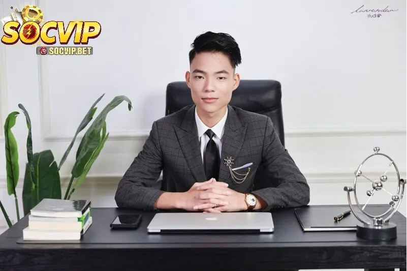 Giới thiệu về tác giả Chiến Kante